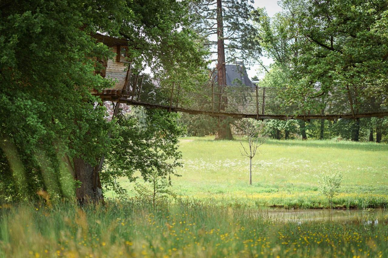 Cabane Perchee Dans Les Arbres Saint-Hilaire-en-Morvan Exterior foto
